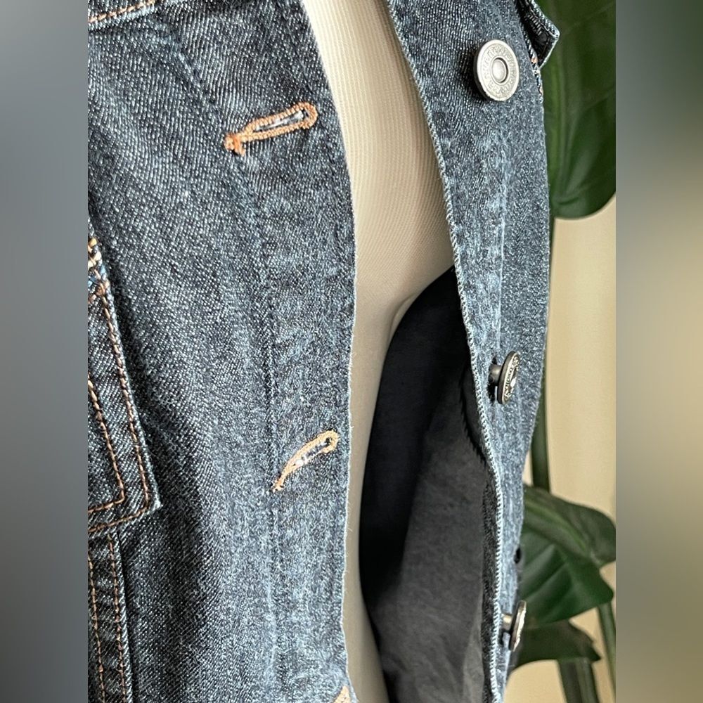 Venezia Jeans Clothing Co. Women's 2X Dark Blue Denim Jacket Size 22/24 - Picture 4 of 15